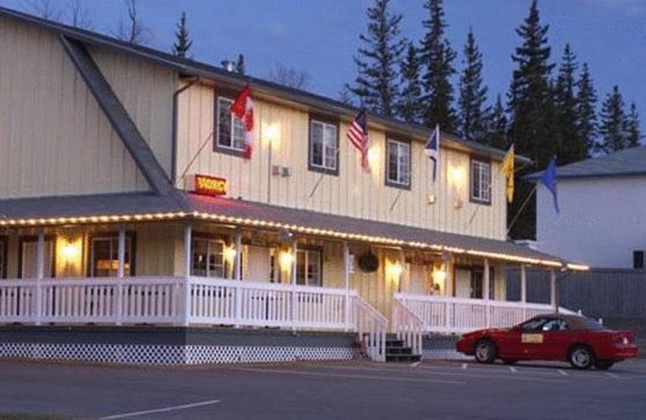 Mccracken Country Inn Hinton Exteriör bild